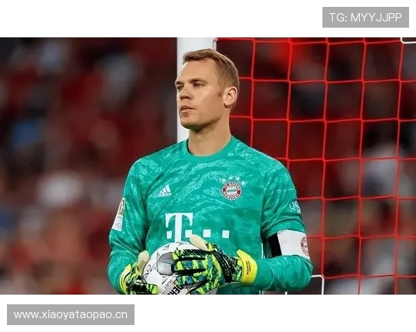 诺伊尔巅峰期对阵梅西的防守与进攻应对解析