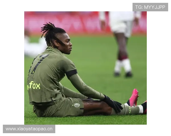 莱奥从边锋到自由攻击手的角色演变分析