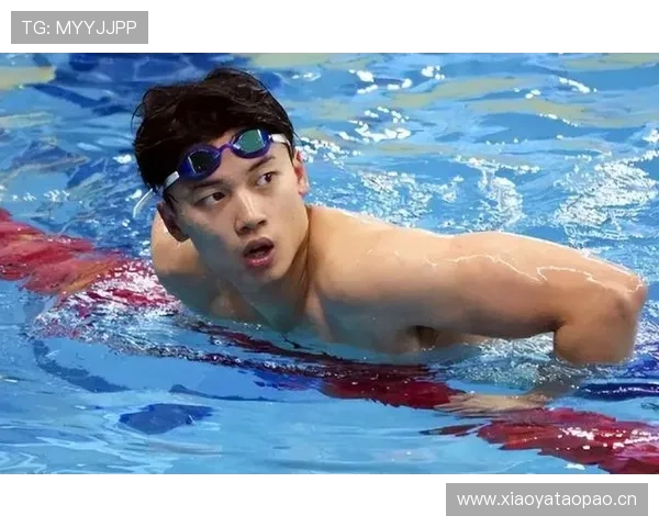 汪顺场下连吃三盘牛排，撑得教练都忍不住翻白眼了