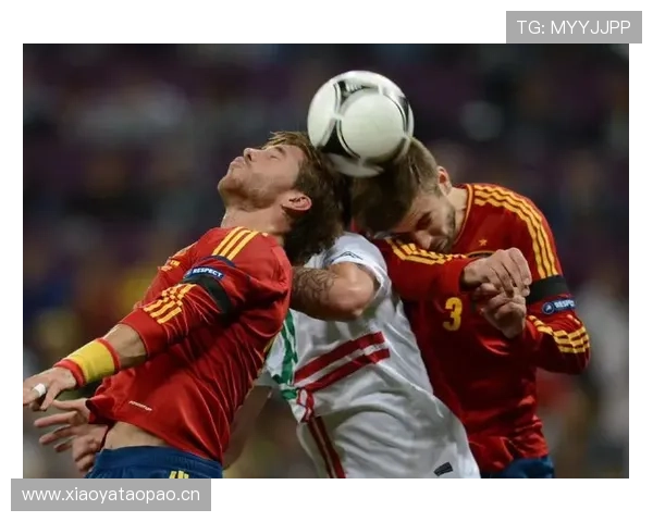 杰拉德·皮克遛娃像CEO遛玩具，这种生活差距真让人窒息